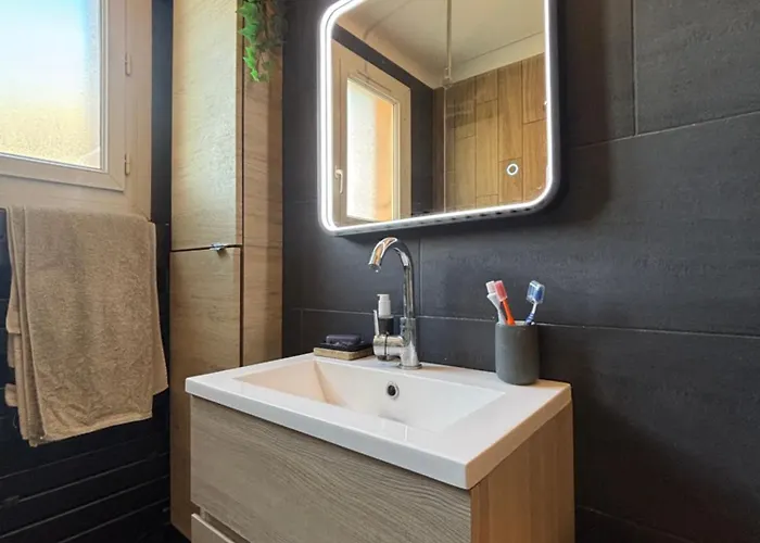 דירה Inaya L 3 Pieces L Vieille L Centre L Terrasse L אנטיב